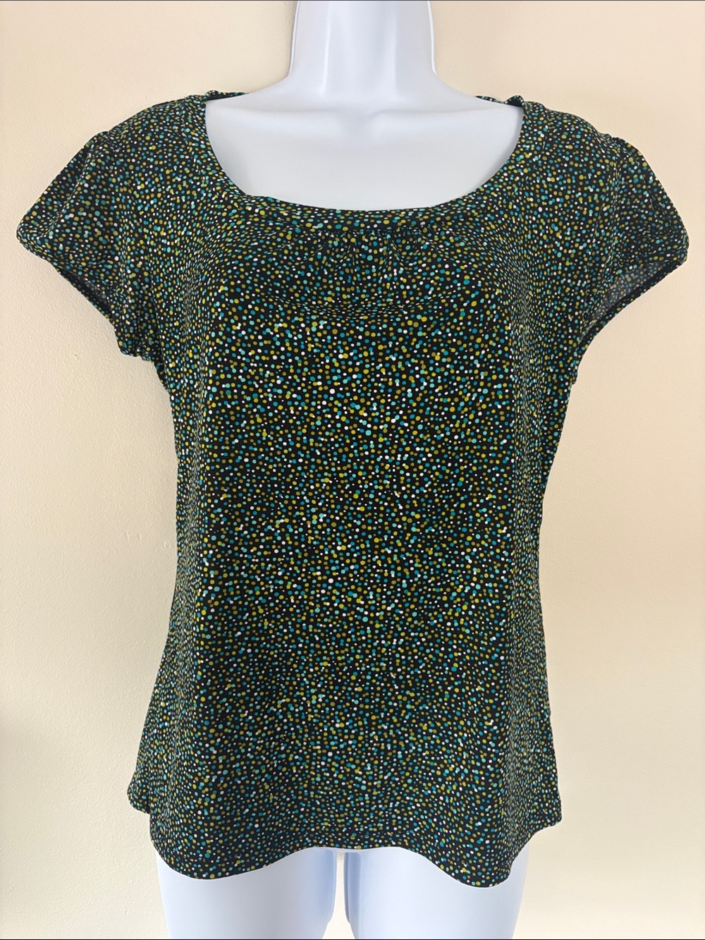 Worthington Black Scoop Neck Short Sleeve Top with Teal and Yellow Dot Print